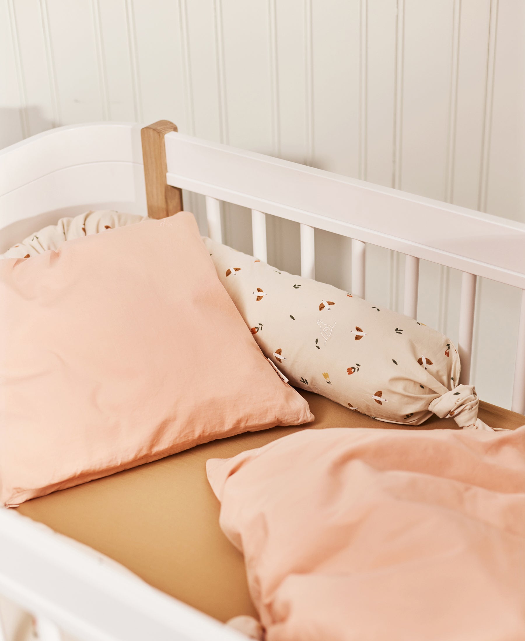 Bee Baby Bedding, Appleblossom