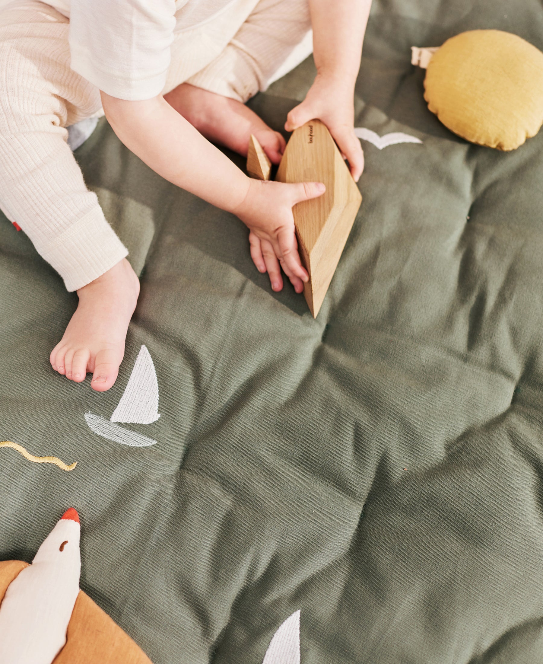 Meri Play Mattress, Sailboats