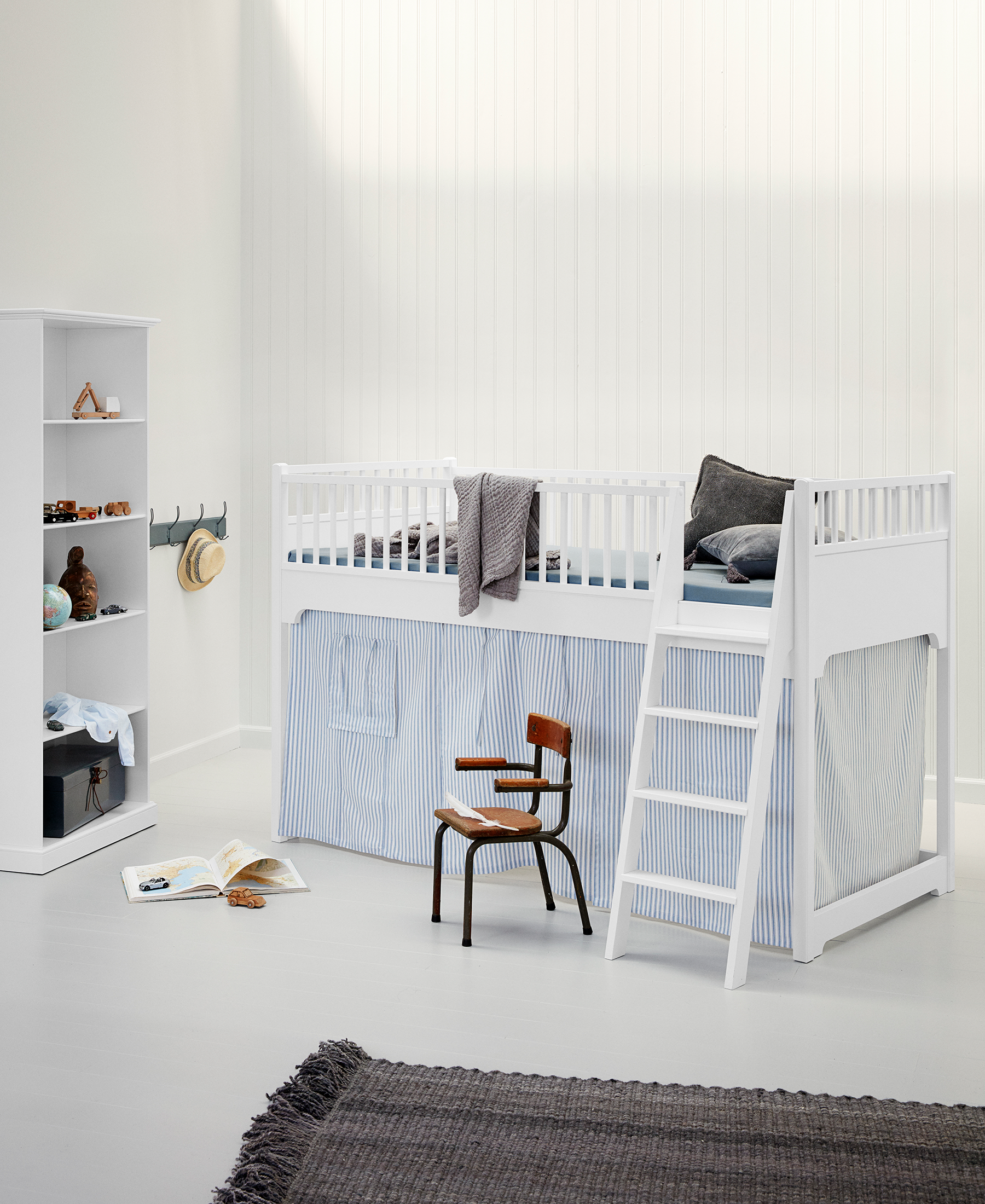 Curtain for Seaside Classic low loft bed, blue stripe