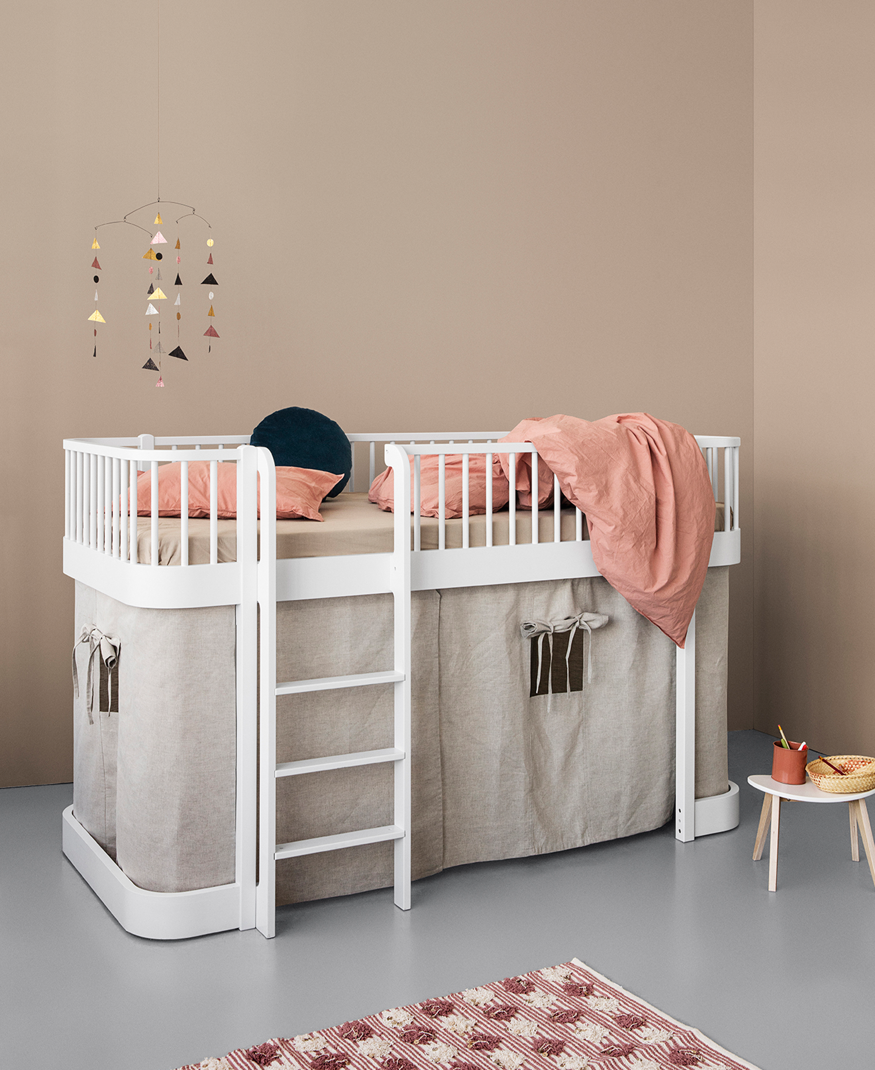 Wood Original low loft bed, white