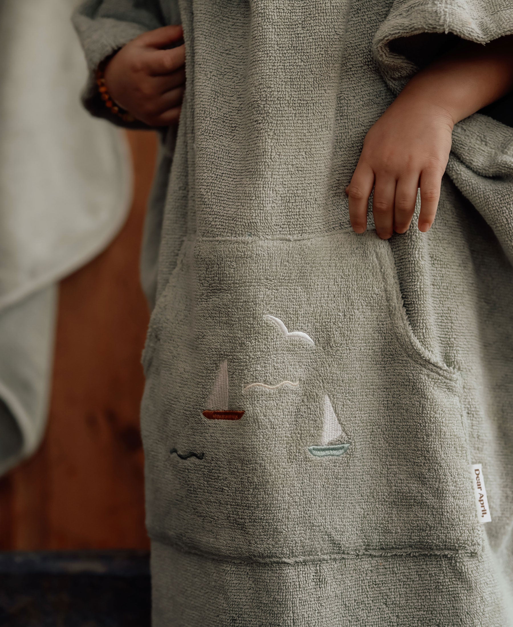 Puk Bath Poncho, Sailboats