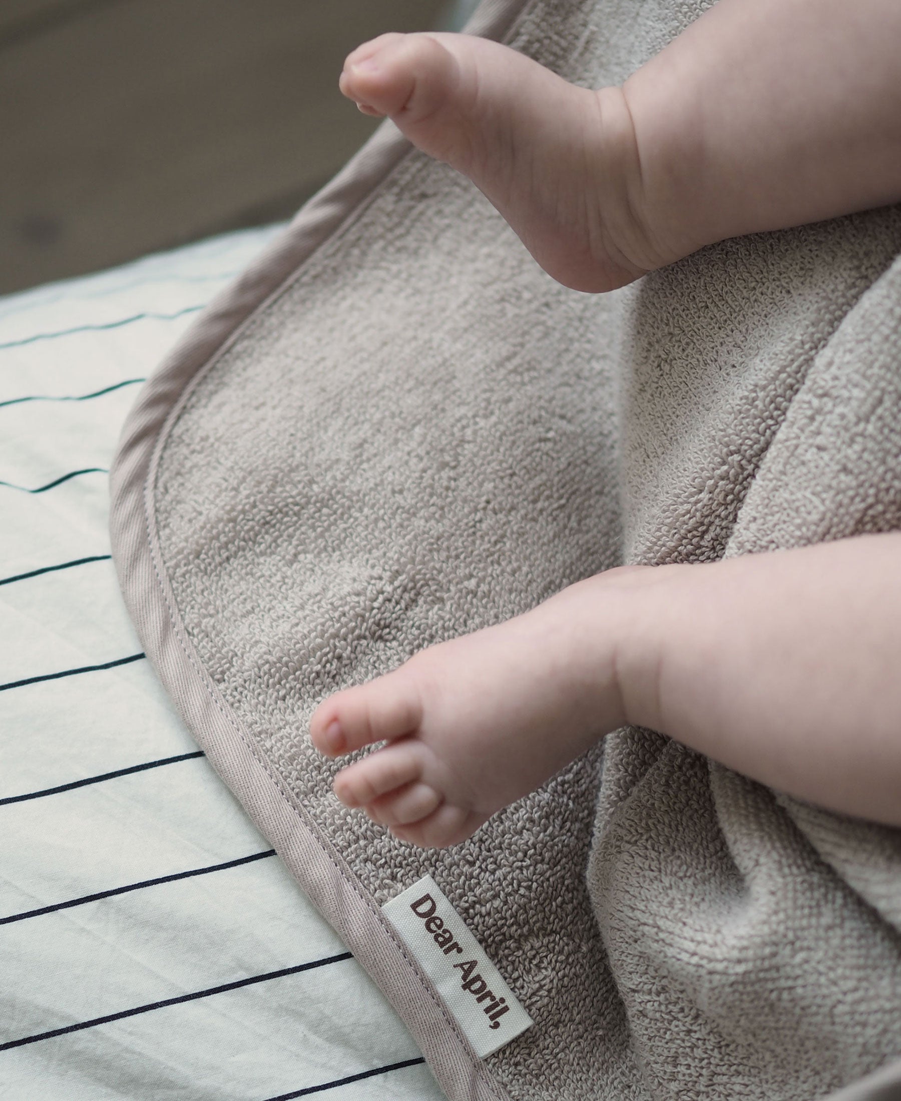 Petal Baby Towel, Moon Cat