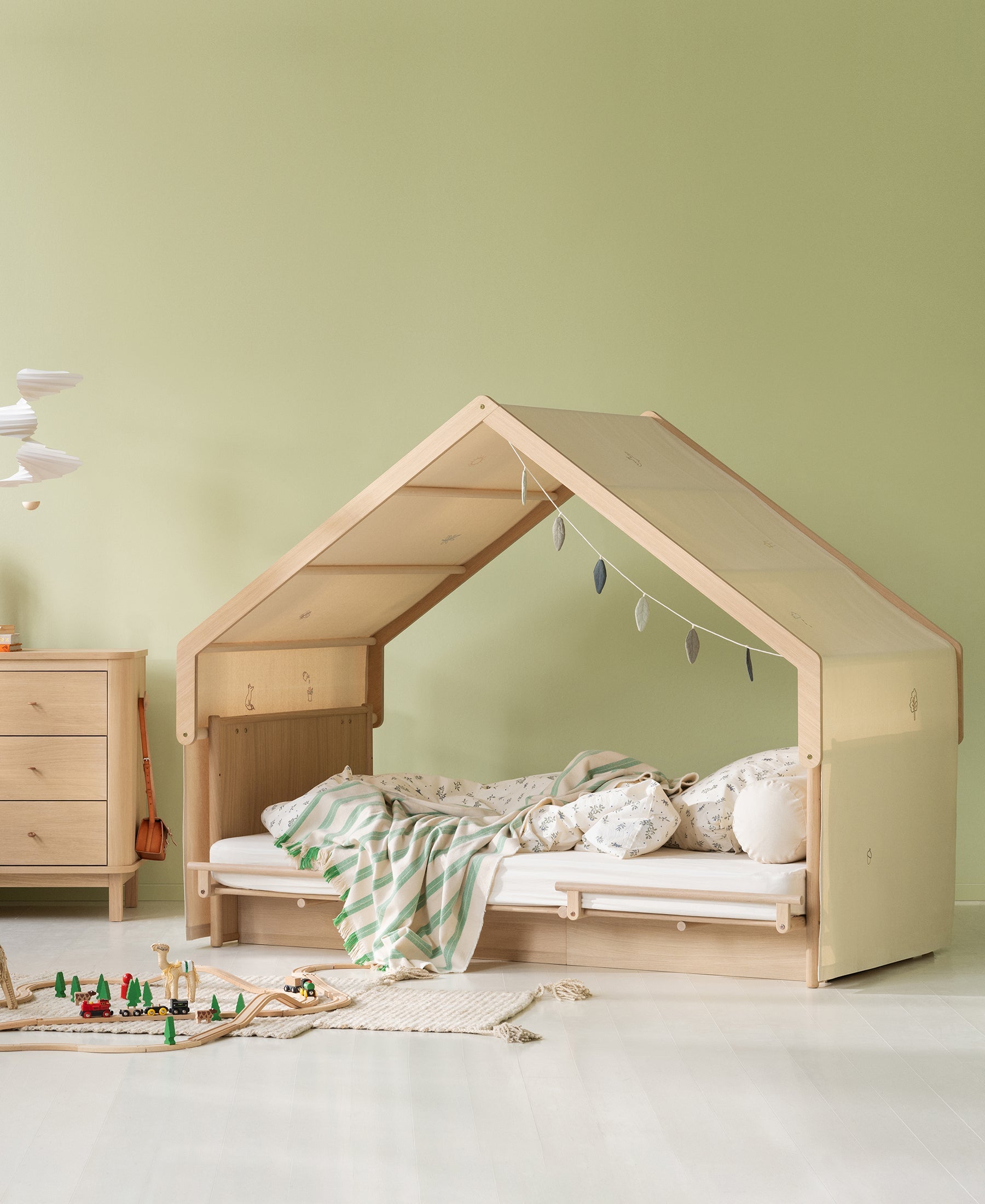 Camp Novel canopy with embroidery for house roof, undyed