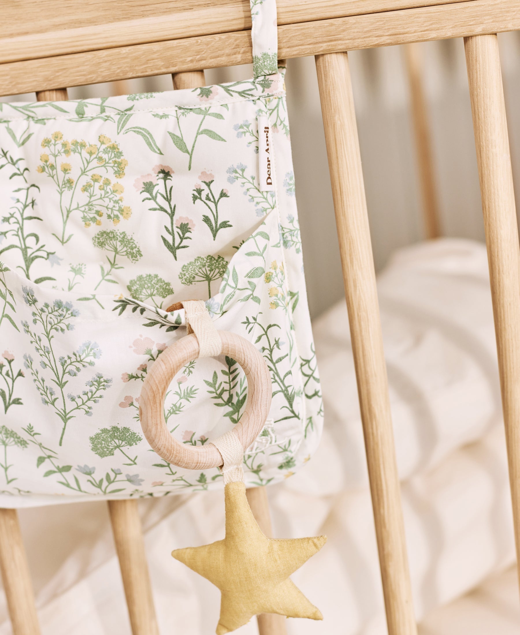 Polly Bed Pockets, Summer Flowers